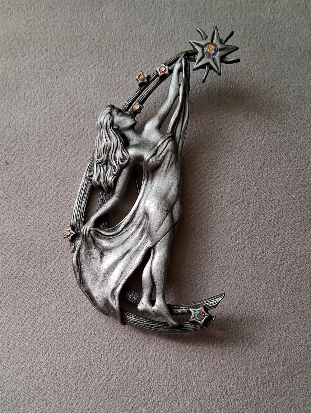 Vintage Goddess Brooch
